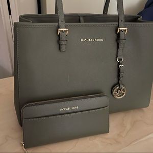 Michael Kors Olive Tote with matching wallet
